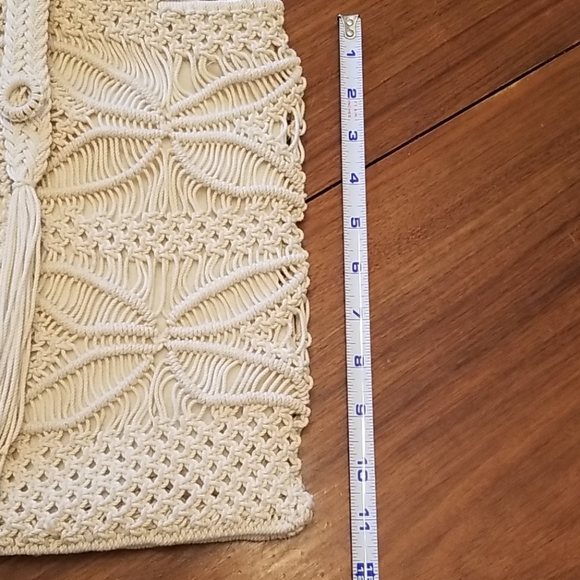 Crouched beige purse in perfect condition! - Picture 2 of 7